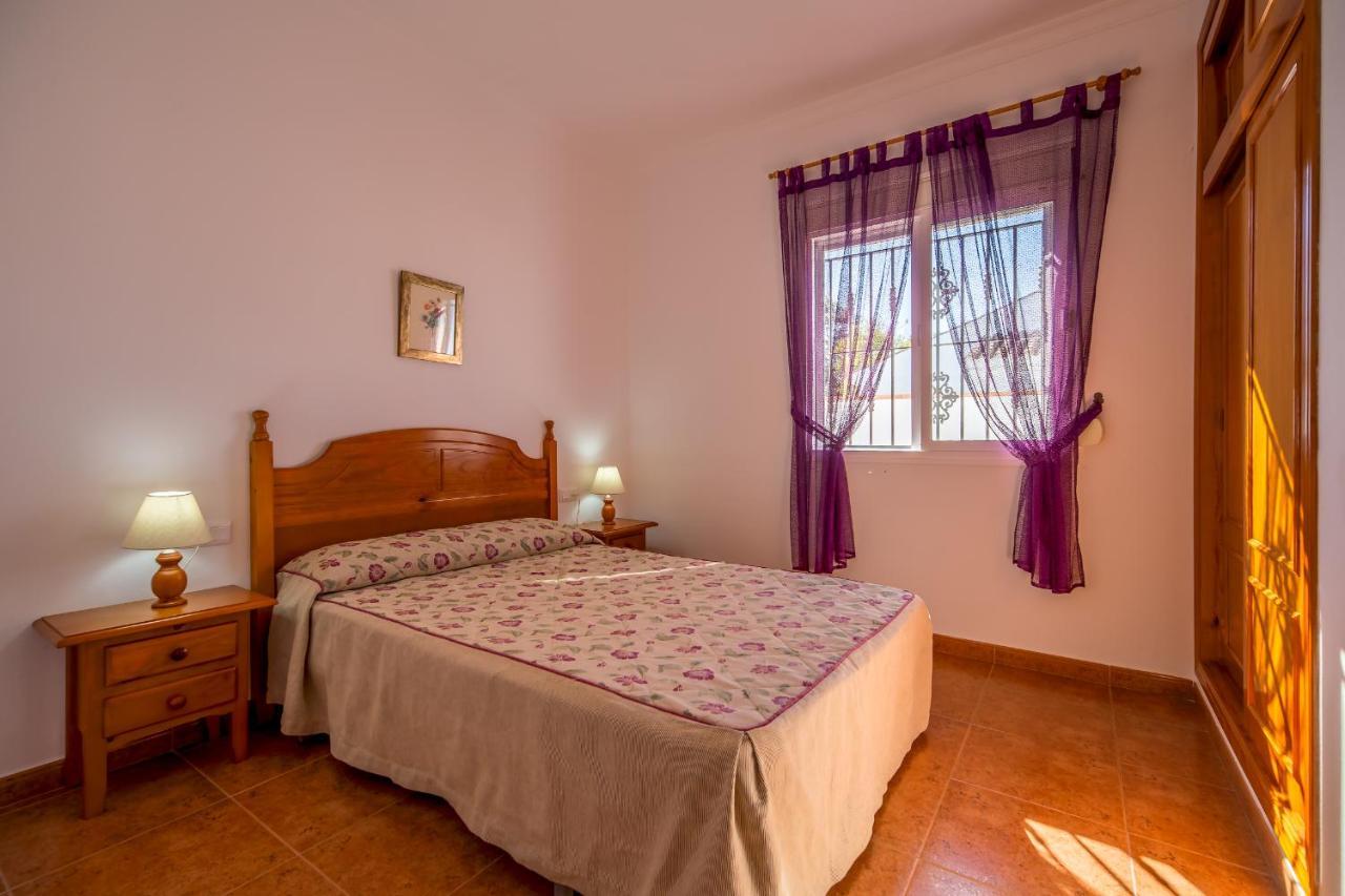 Chalet Pedro I Conil De La Frontera Exteriör bild